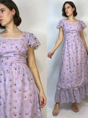 Vintage 1970s DREAMY Lavender Floral Maxi Dress -- Small to Medium